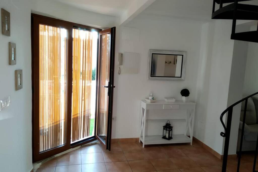 דירות דניה Apartamento Duplex. Muy Tranquilo. Terraza Y Bbq מראה חיצוני תמונה