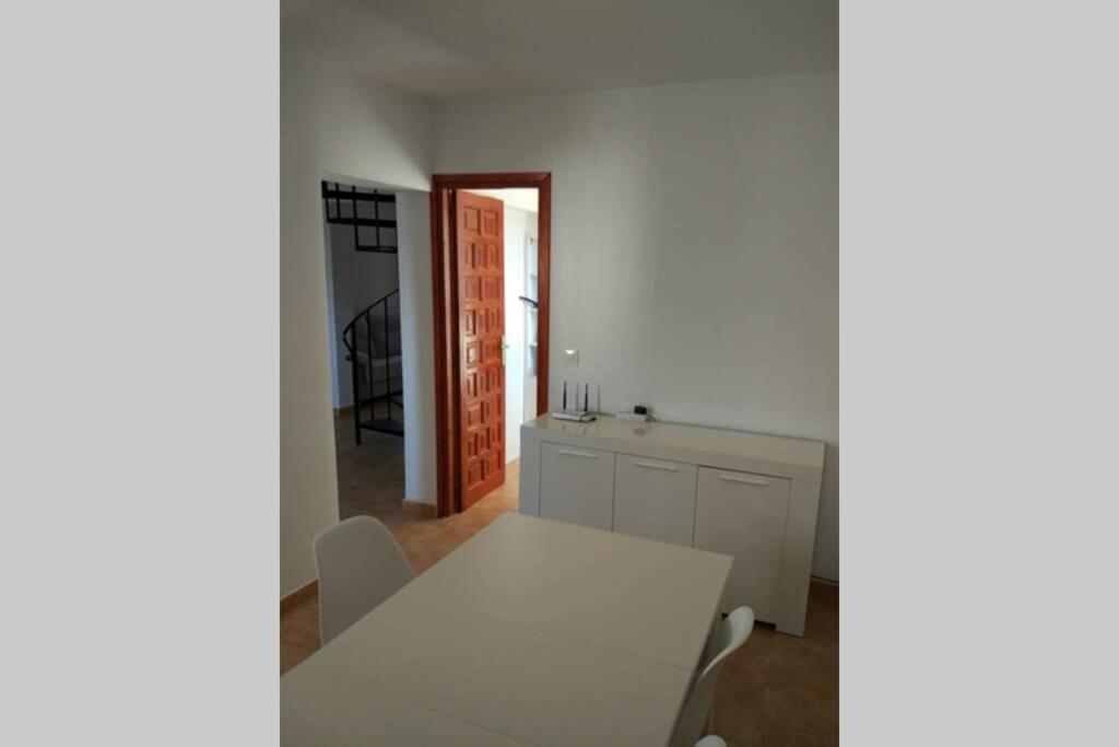 דירות דניה Apartamento Duplex. Muy Tranquilo. Terraza Y Bbq מראה חיצוני תמונה